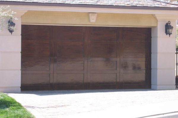 Garage-Door-Stain-1024x768